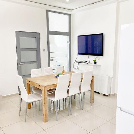 Luxury Apartment In The Centre Ac Parking Garden Budapest Kültér fotó